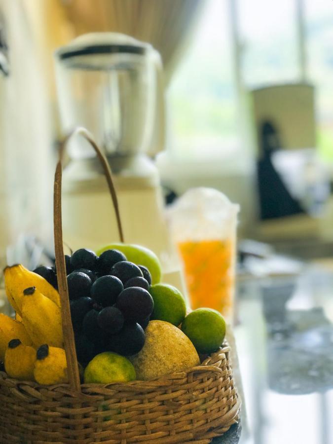 Tranquil Quarter Hotel แคนดี้ ภายนอก รูปภาพ