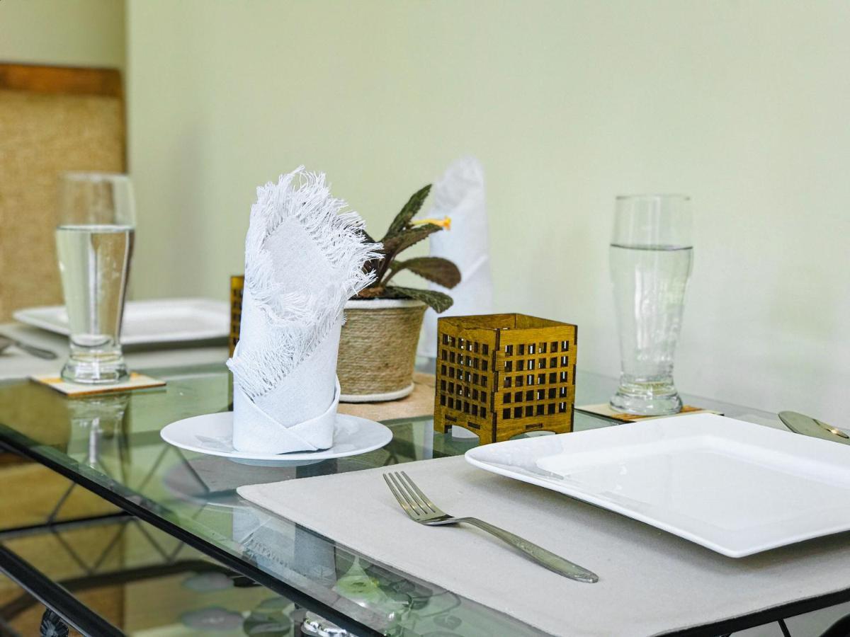 Tranquil Quarter Hotel แคนดี้ ภายนอก รูปภาพ